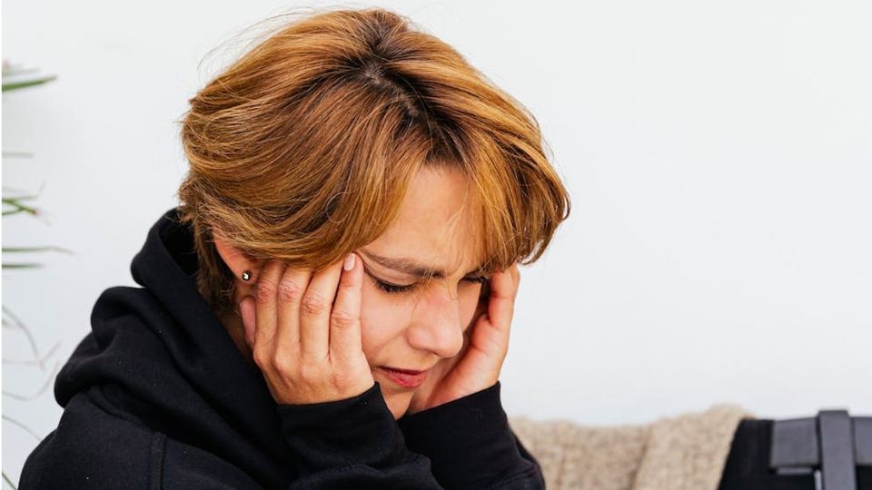 Sigue estos pasos de masaje para quitar el dolor de cabeza