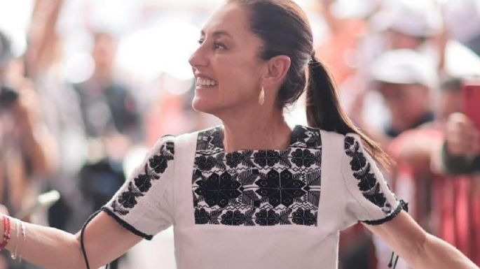 Claudia Sheinbaum enseña cómo usar un vestido blanco y lucir sofisticada en el trabajo