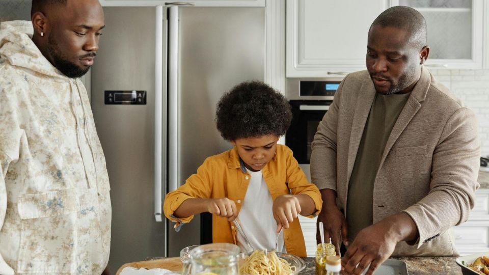 ¿Cómo sé que comida es saludable para mi hijo de 6 a 12 años?